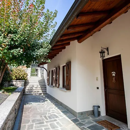 Contrada Villa Casasco Intelvi