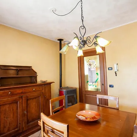 Contrada Villa Casasco Intelvi